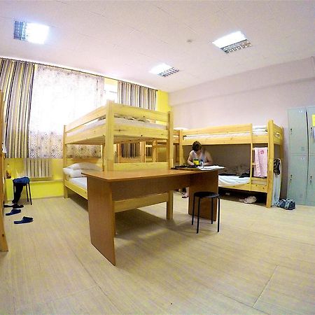 Hello Hostel Almaty Ngoại thất bức ảnh