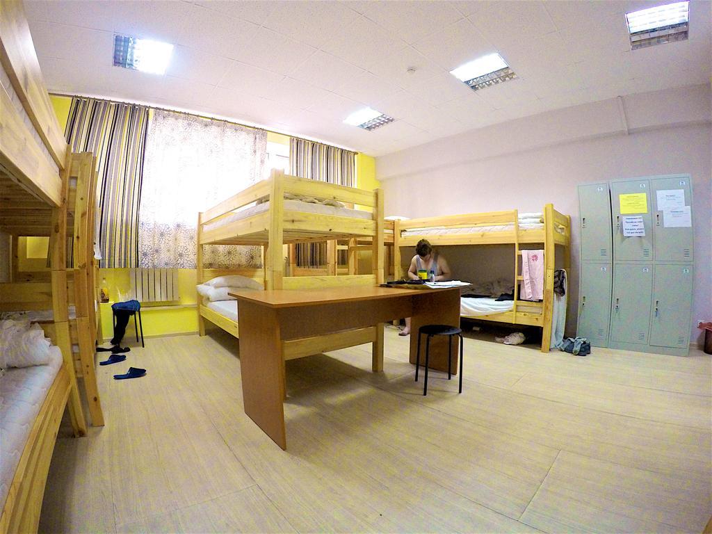 Hello Hostel Almaty Ngoại thất bức ảnh